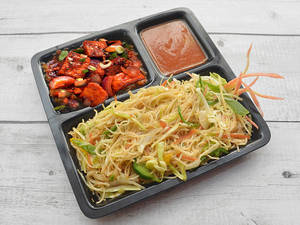 Veg Noodles With Chilli Paneer (dry/gravy)