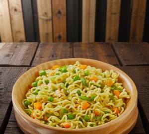 Veg maggi ( full plate )