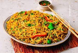 Veg Singapuri Noodles