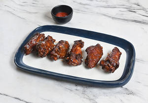 Chicken Wings Sriracha