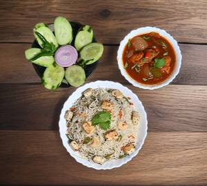 Paneer Fried Rice With Chili Chicken [2 Pieces]
