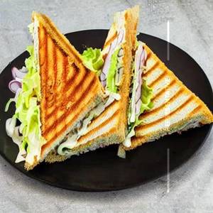 Paneer Farm Sanwich