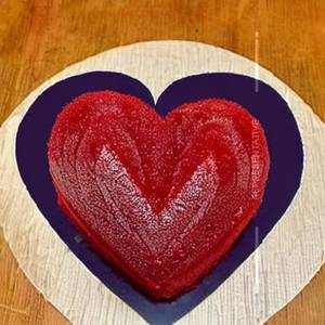 Red Velvet - Heart VEG cake ( small - 500gms.)