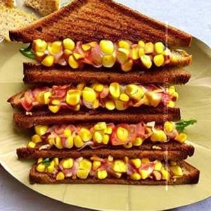 Corn Capsicum Sandwich