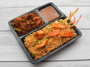 Chicken Fry Rice With Chicken Manchuriyan (dry/gravy)