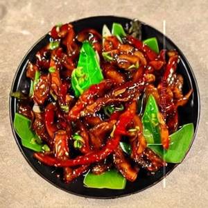 Crispy Chilli Basil Mushroom