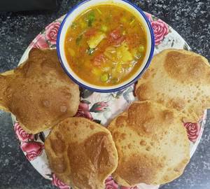 Aloo Poori