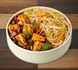 Hunan Paneer With Noodles