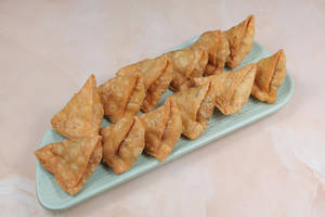 Matar Samosa