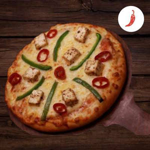 Capsicum Red Paprika & Paneer Pizza