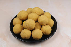 Besan Ladoo Plain(desi Ghee)