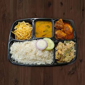 Egg Chicken Thali