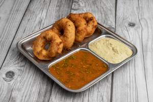 Udid Vada( 4 pieces)