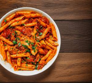 Red sauce pasta