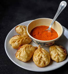 Double Cheese Momos