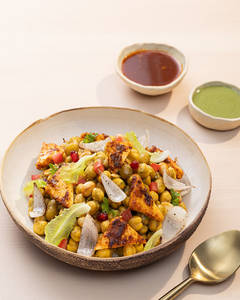 Chickpea Paneer Tikka Chatpata Salad [220 Gms]