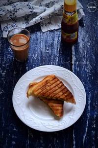 Cheese corn grilled sandwich