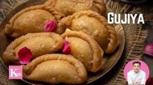 Pista khoya gujiya