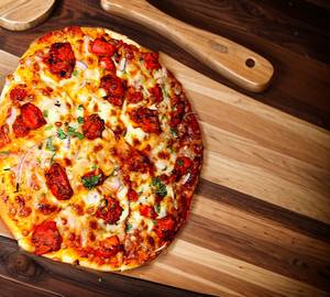 Schezwan Chicken Pizza