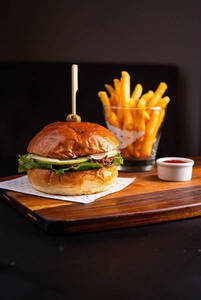 Bbq Pork Burger With Sliced Green Apple, Jalapeno & Mild Cheddar