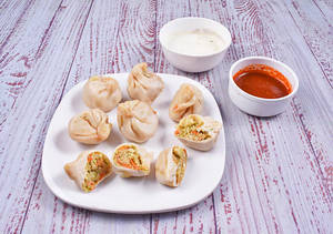 Stuffed Cheese Momos