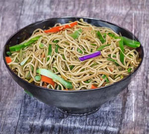 Veg Hakka Noodles