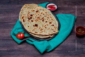 Lachedar Paratha