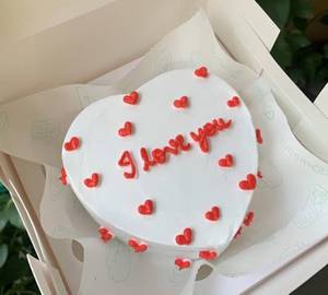Chocolate Heart Shape Valentine Bento Cake