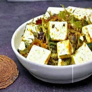 Paneer In Chilly Flakes