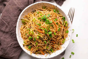 Veg hakka noodle