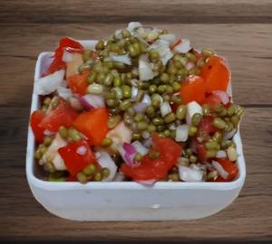 Moong Moth Chaat