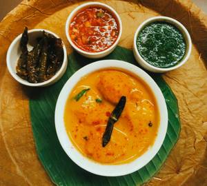 Kadhi Pakora