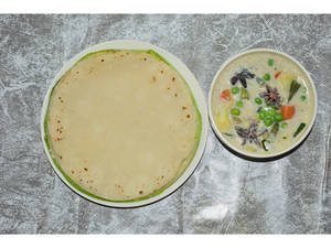 Rice Pathiri (6) With Vegetable Stew