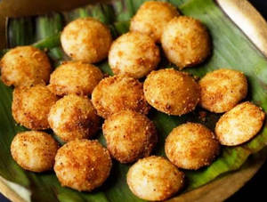 Chitti Idly With Ghee And Karam