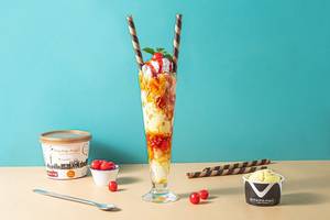 Signature Italian Tutti Fruitti Sundae