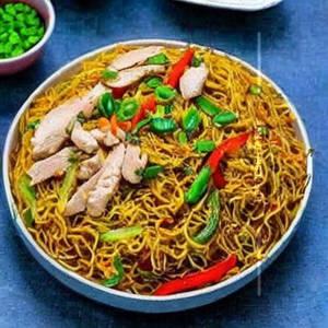 Chicken Singapore Noodles
