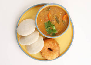 Idli vada