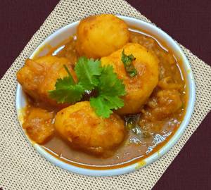 Masaledar Dum Aloo [6 Pieces]