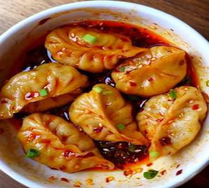 Honey Chilly Chicken Steamed Momos(5 Pieces)