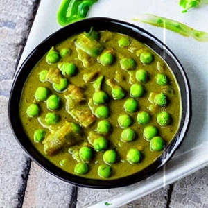 Green Peas Curry