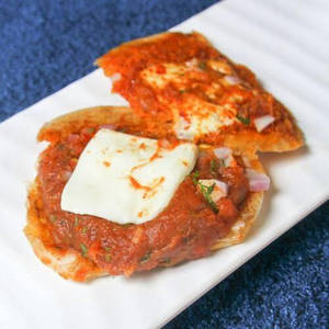 Cheese Garlic Dabeli