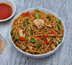 Schezwan Chicken Noodles