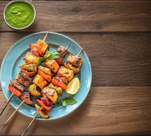 Chicken Tikka Bucket ( 18 Pc )