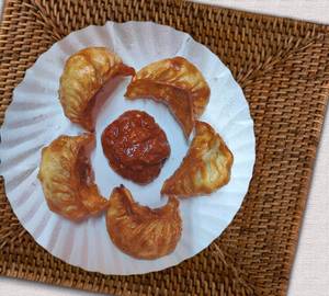 Chicken momos. (5 pics)
