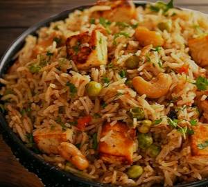 Paneer kaju fried rice