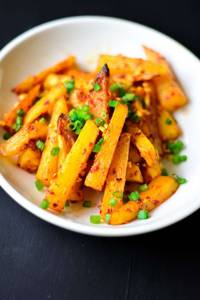 Chilli garlic fries