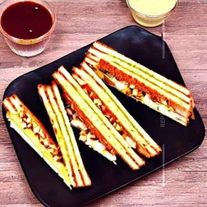 Cheese Paneer Grill Sandwich