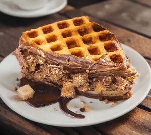 Snickers waffle