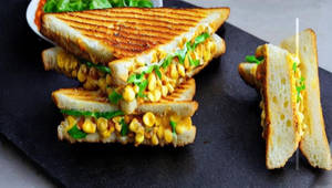 Cheese Chilli Corn Grill Sandwich