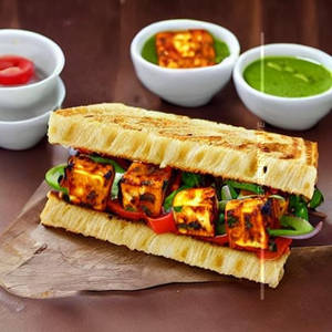 Cheese Chilli Paneer Grill Sandwich